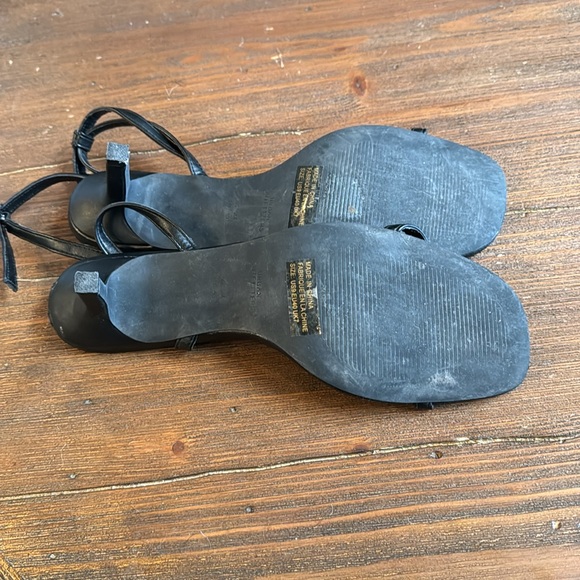 UO Strappy Heels in black croc (size 9) 40 - Picture 3 of 5